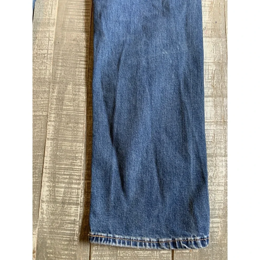 Levi's 505‎ 34x32 Medium Wash Classic Fit Straight Leg Blue Denim Jeans